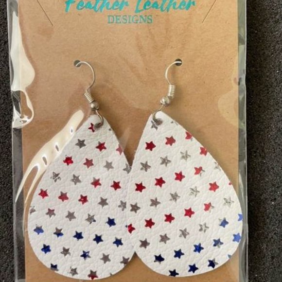 Feather Leather Freedom Stars on White Leather Pierced Earrings 2' Long - Picture 1 of 3